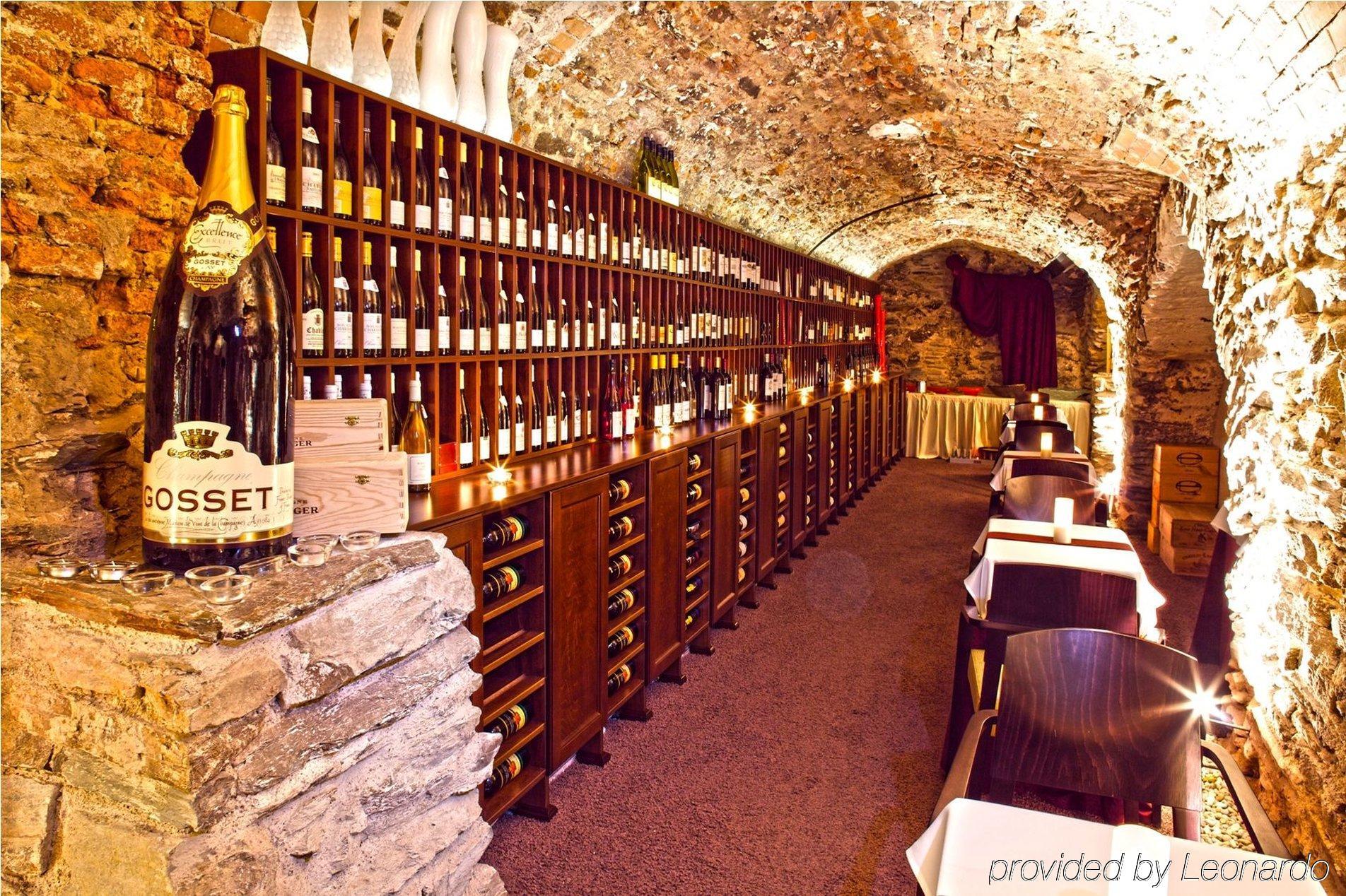 Hotel Zlaty Dukat Kosice Restoran foto
